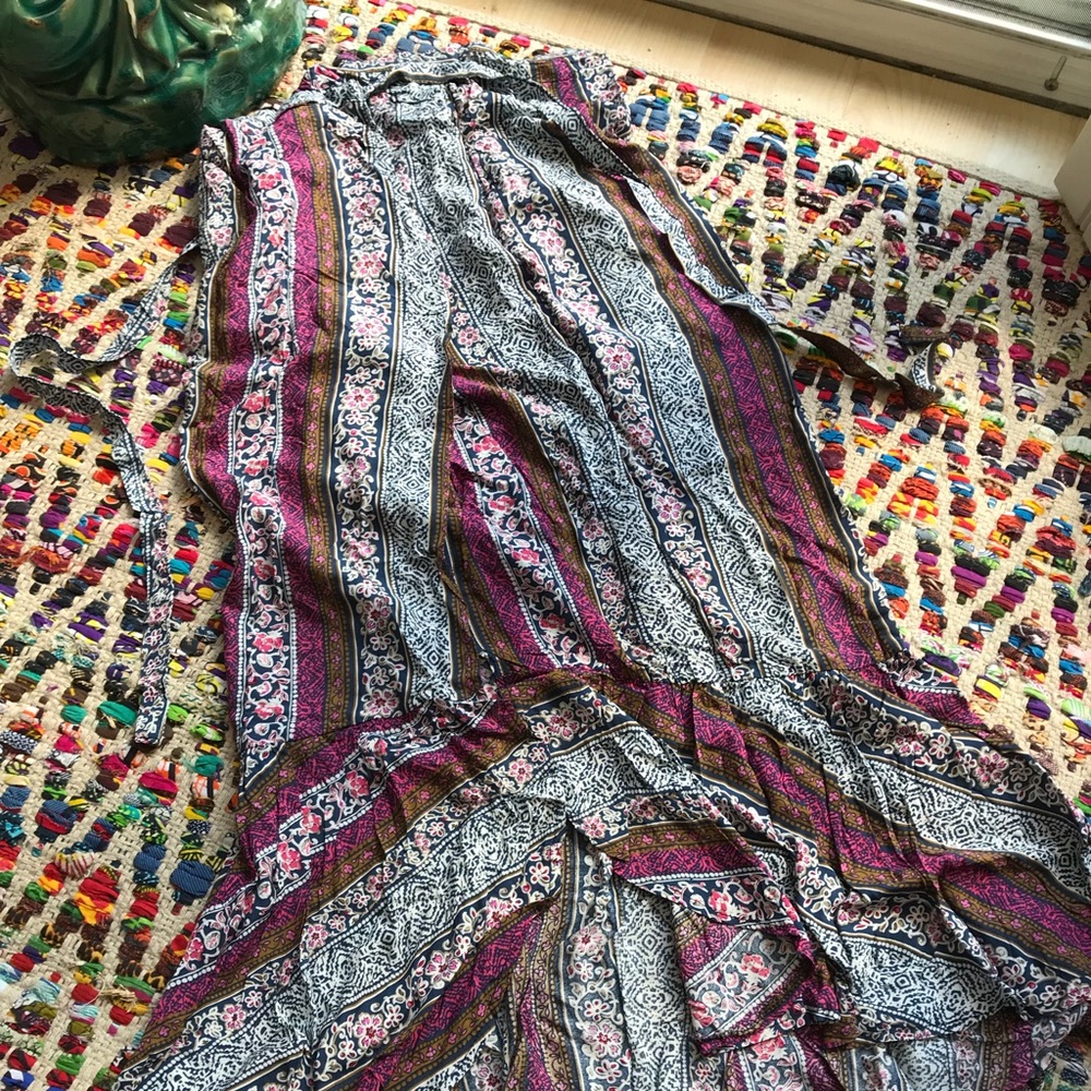 Multi-color wrap skirt NWOT